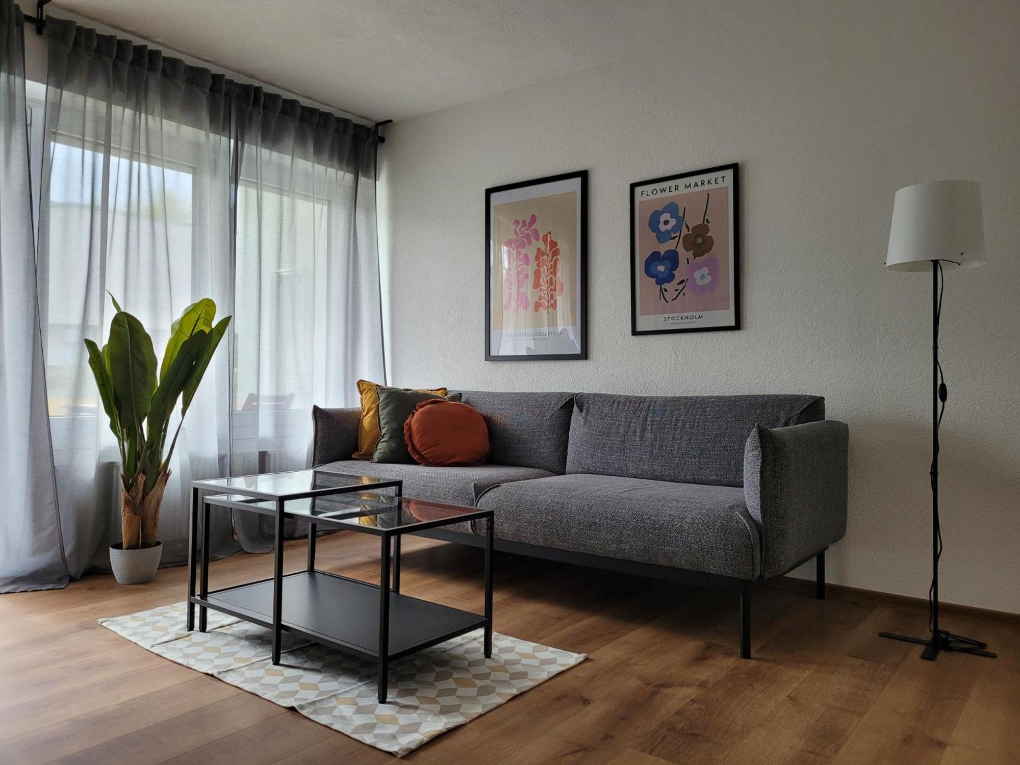 Living Flat, Eine Mit Zwei Schlafzimmern Und Balkon Schorndorf (Baden-Wurttemberg)