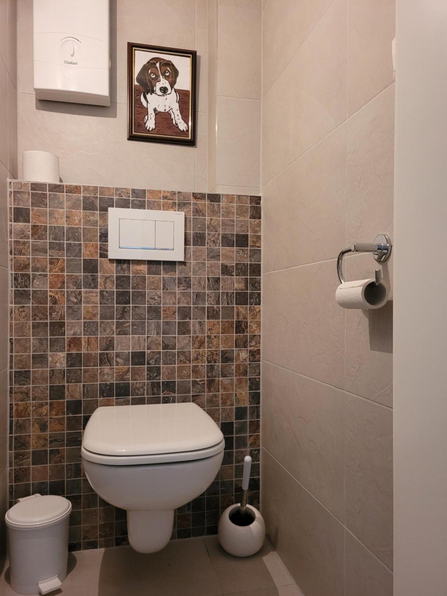 Living Flat, Eine Mit Zwei Schlafzimmern Und Balkon * Schorndorf (Baden-Wurttemberg)